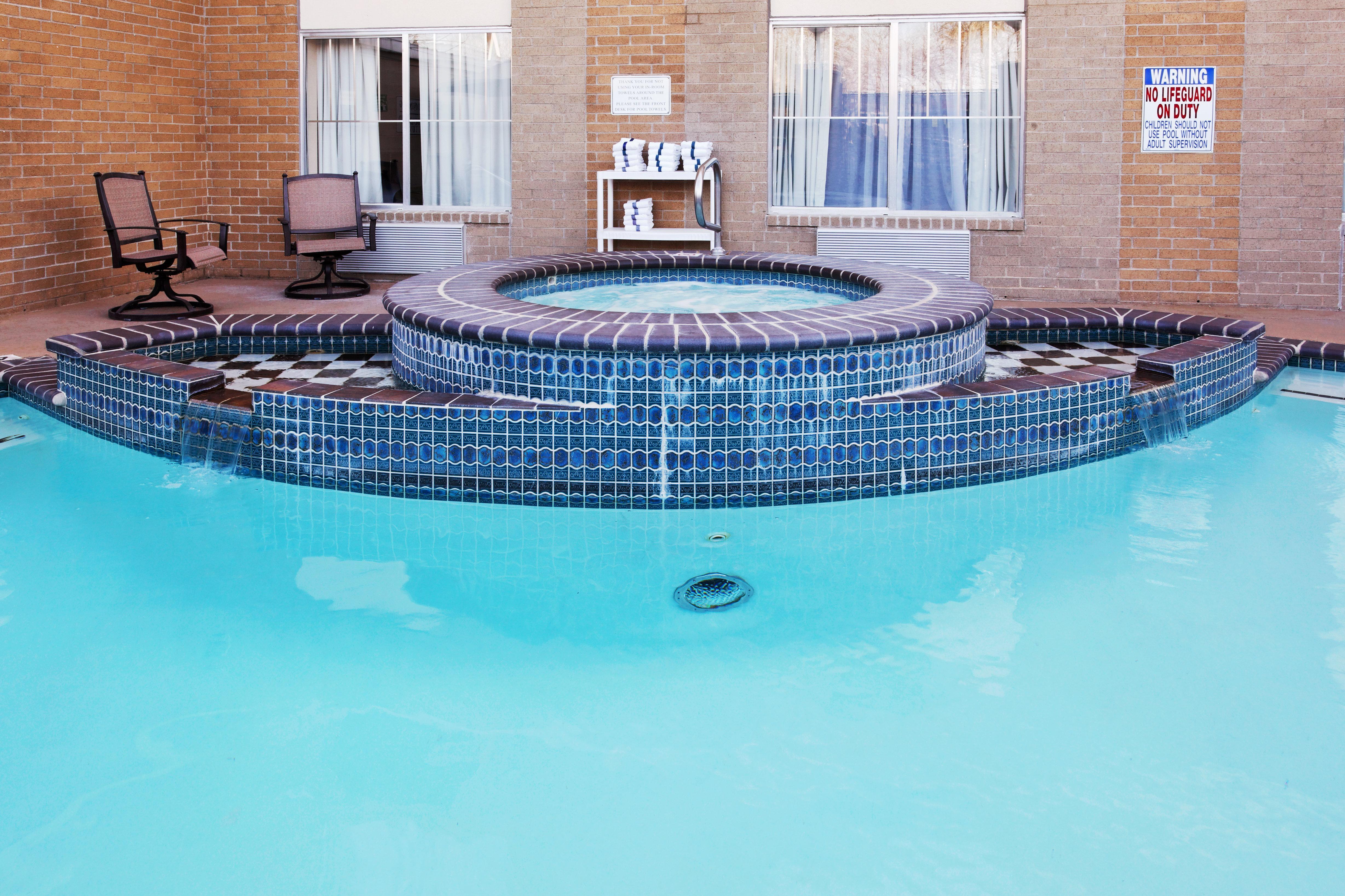 Holiday Inn Express Hotel & Suites San Antonio - Rivercenter Area By Ihg Eksteriør billede