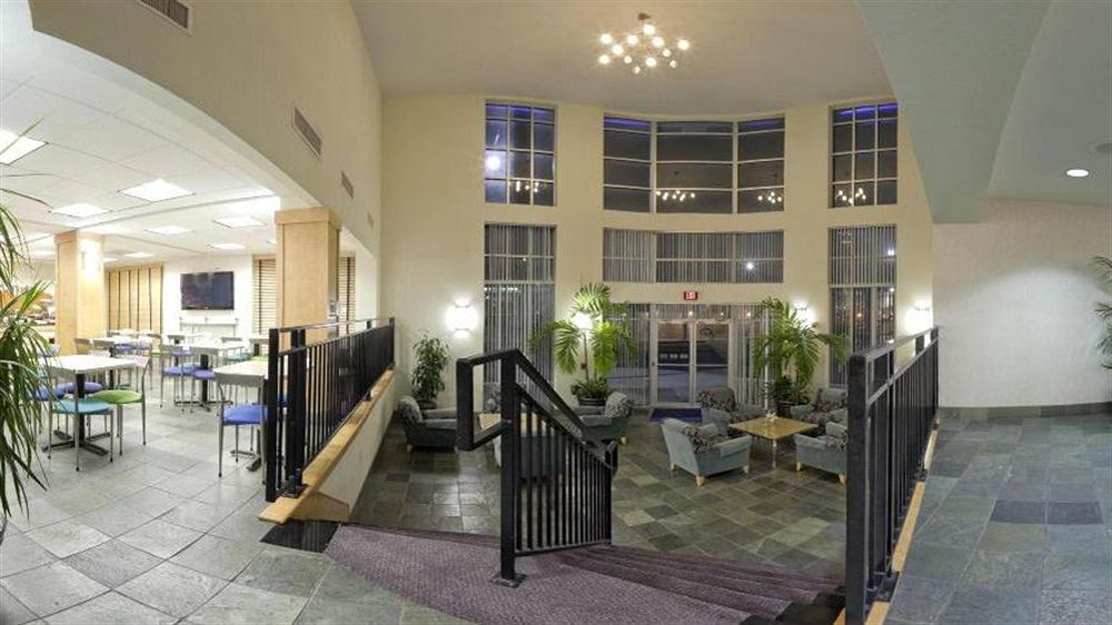 Holiday Inn Express Hotel & Suites San Antonio - Rivercenter Area By Ihg Eksteriør billede